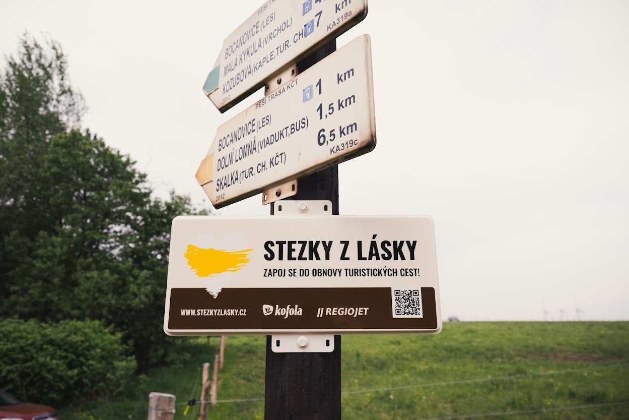 V Česku odstartoval celorepublikový dobrovolnický projekt na opravu turistických cest - Stezky z lásky