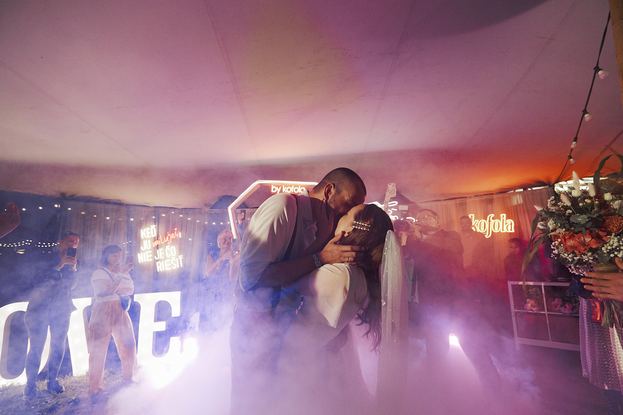 Na festivale Grape si v Kofokaplnke lásky povie ÁNO 6 zaľúbených párov
