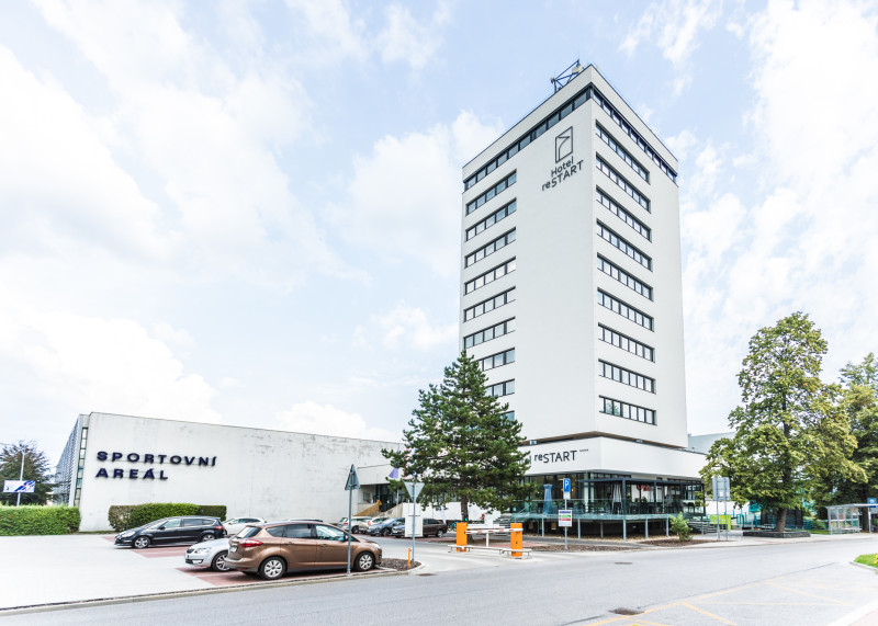 Hotel reSTART