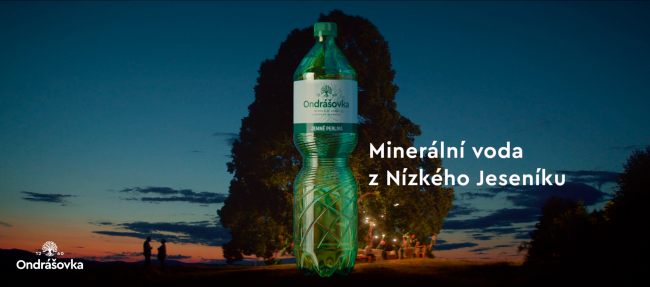 Minerální voda Ondrášovka vstupuje pod křídly Kofoly do nové éry. Přichází s novým designem etiket, ekologičtější lahví i novou kampaní.
